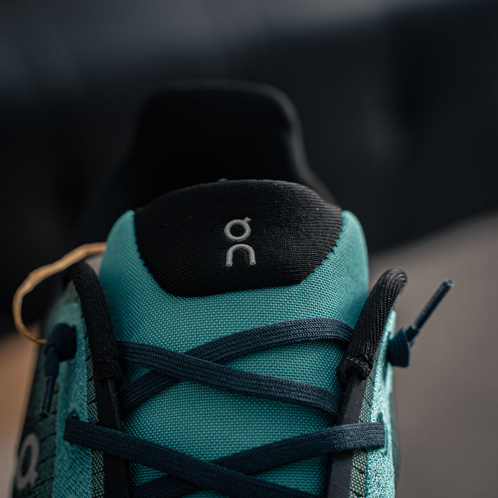 On Cloudmonster Black/Deep Teal