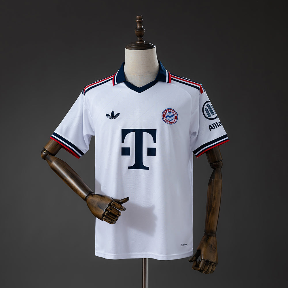 Bayern Múnich Visitante 26/27