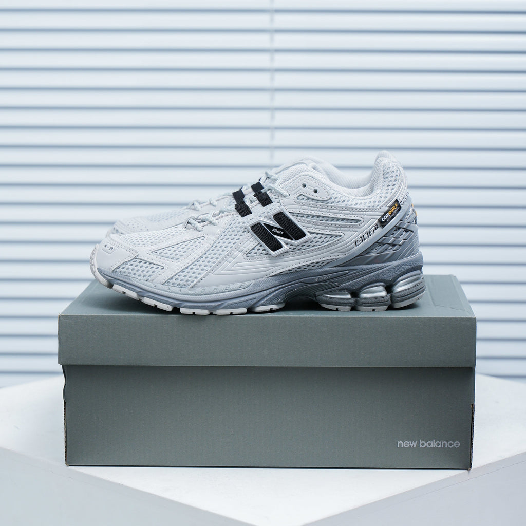 New Balance 1906R White Silver