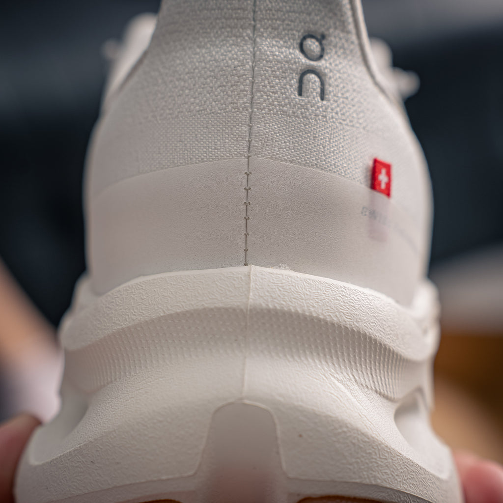On Cloudmonster 2 White/Gum
