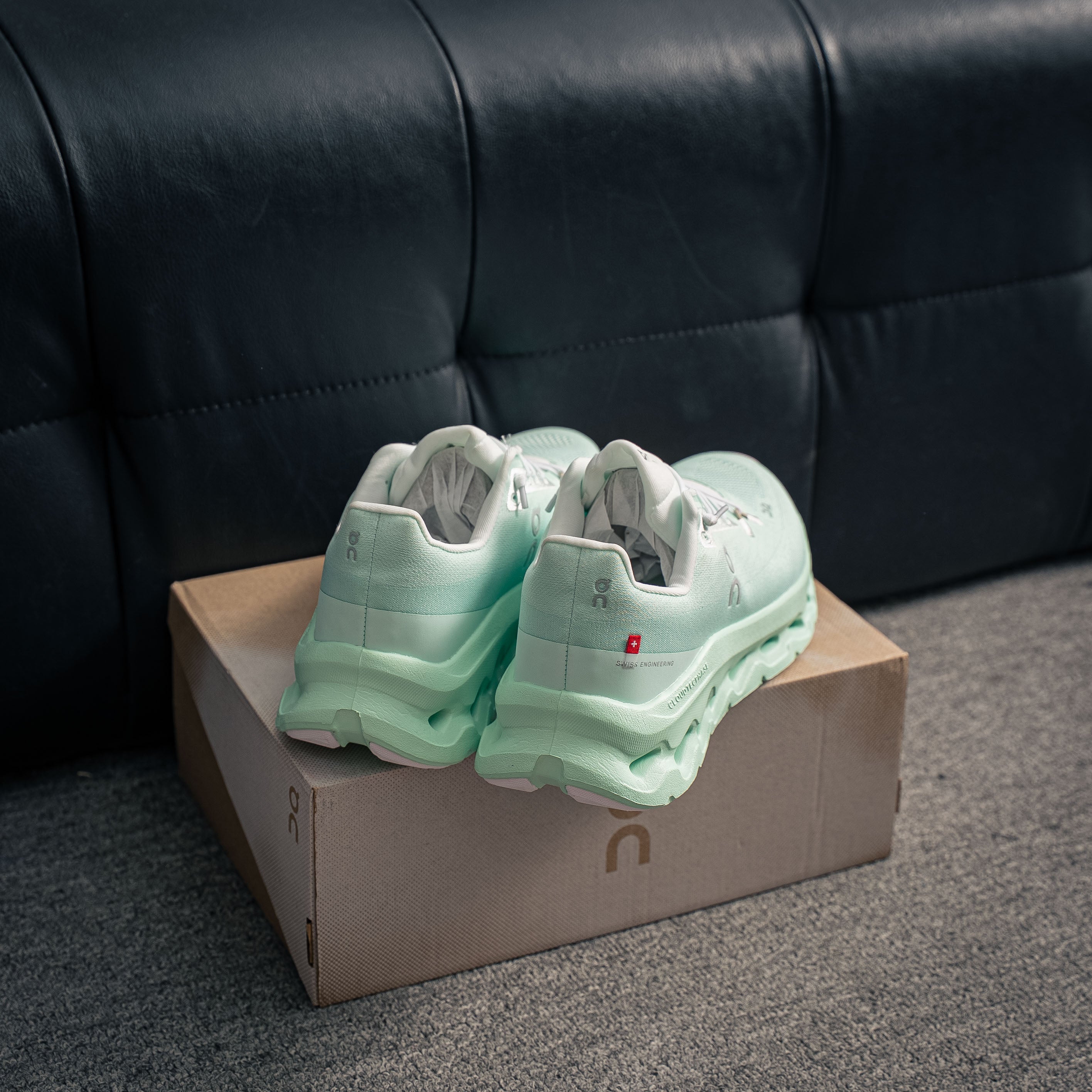 On Cloudmonster 2 Mint/White